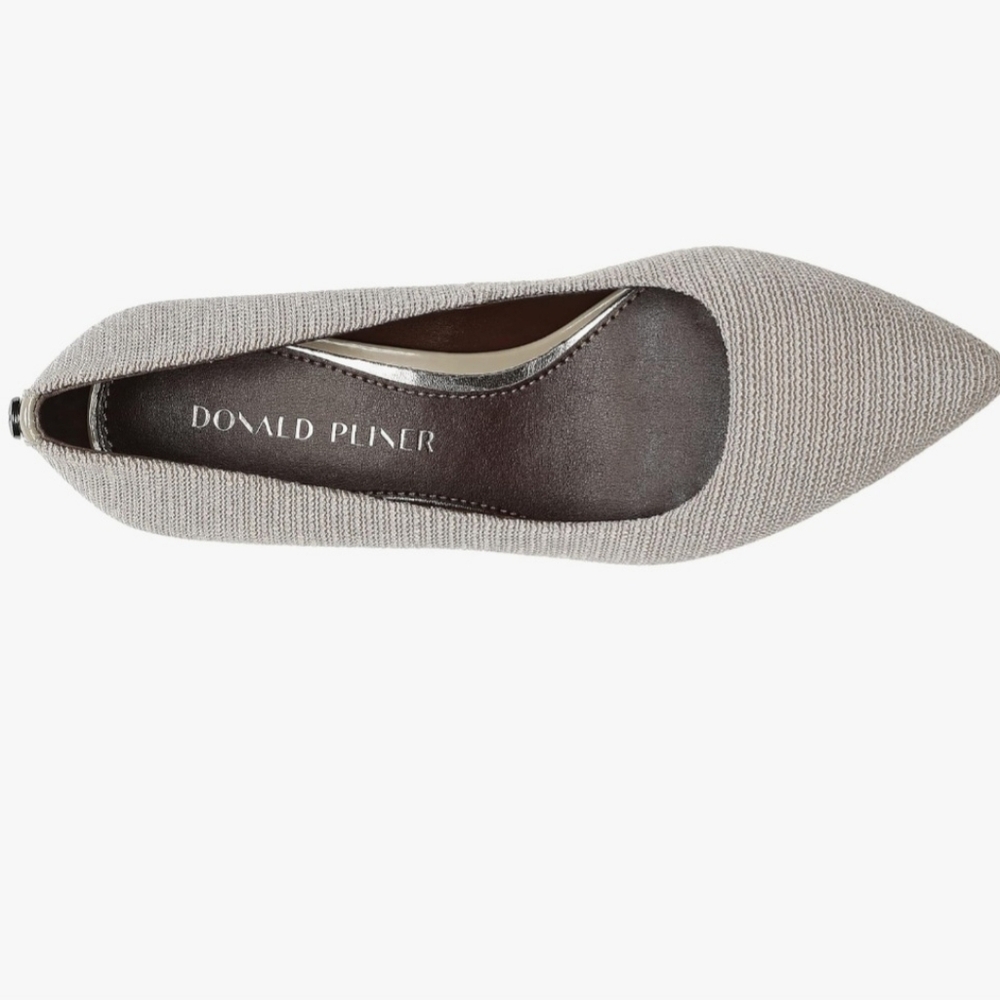 Women's Donald Pliner Suzette Pump In Light Taupe. Never Worn. Size 9.5 - Picture 2 of 10